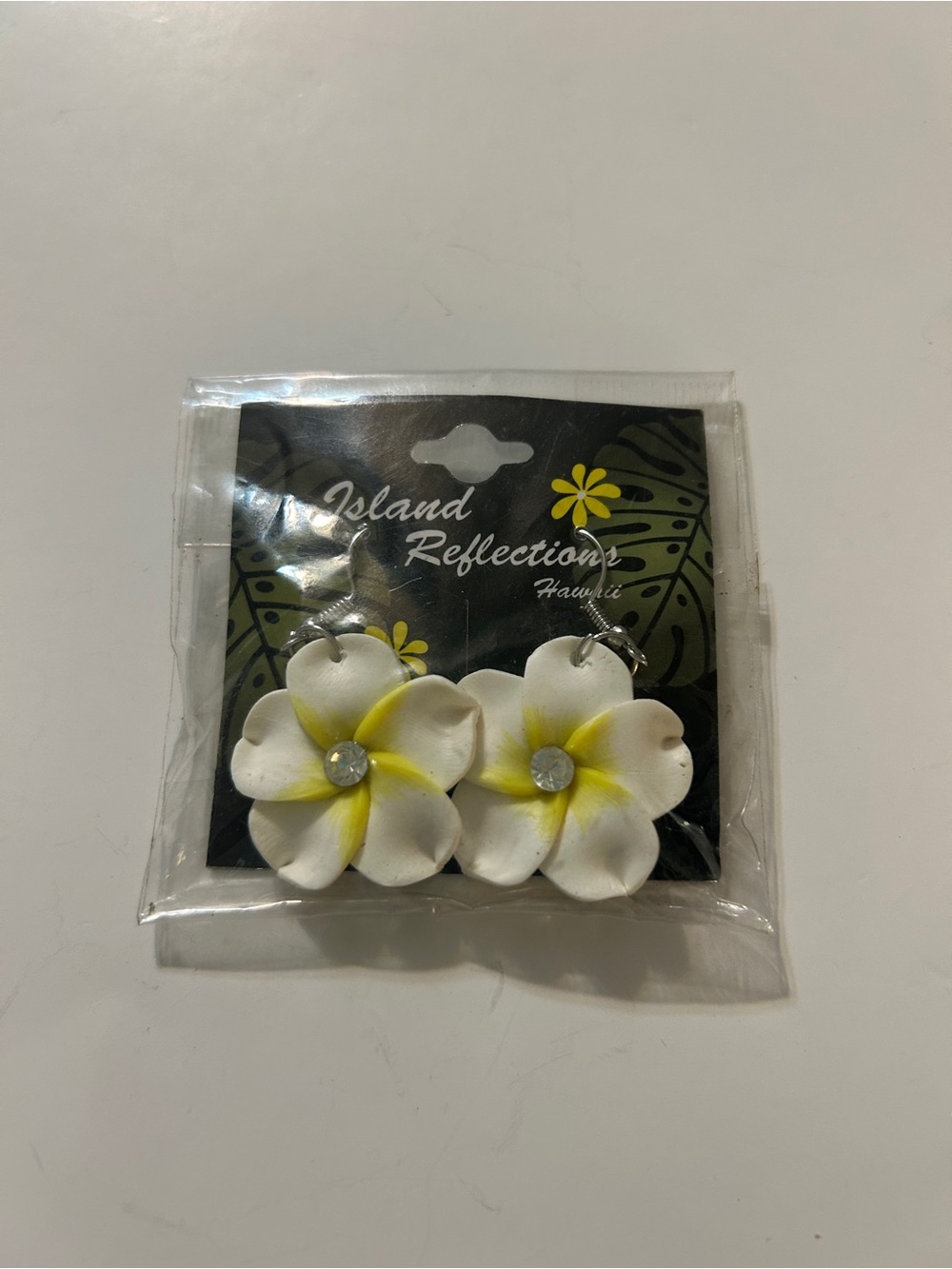NWT Island Reflections Hawaii Plumeria Flower Rhinestone Dangle Earrings New